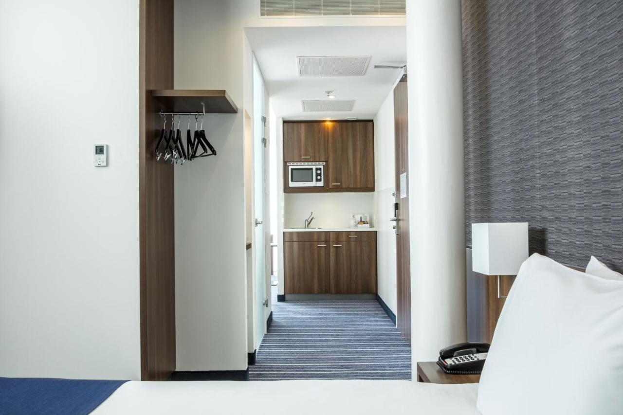Holiday Inn Express Rotterdam - Central Station By Ihg Exterior foto