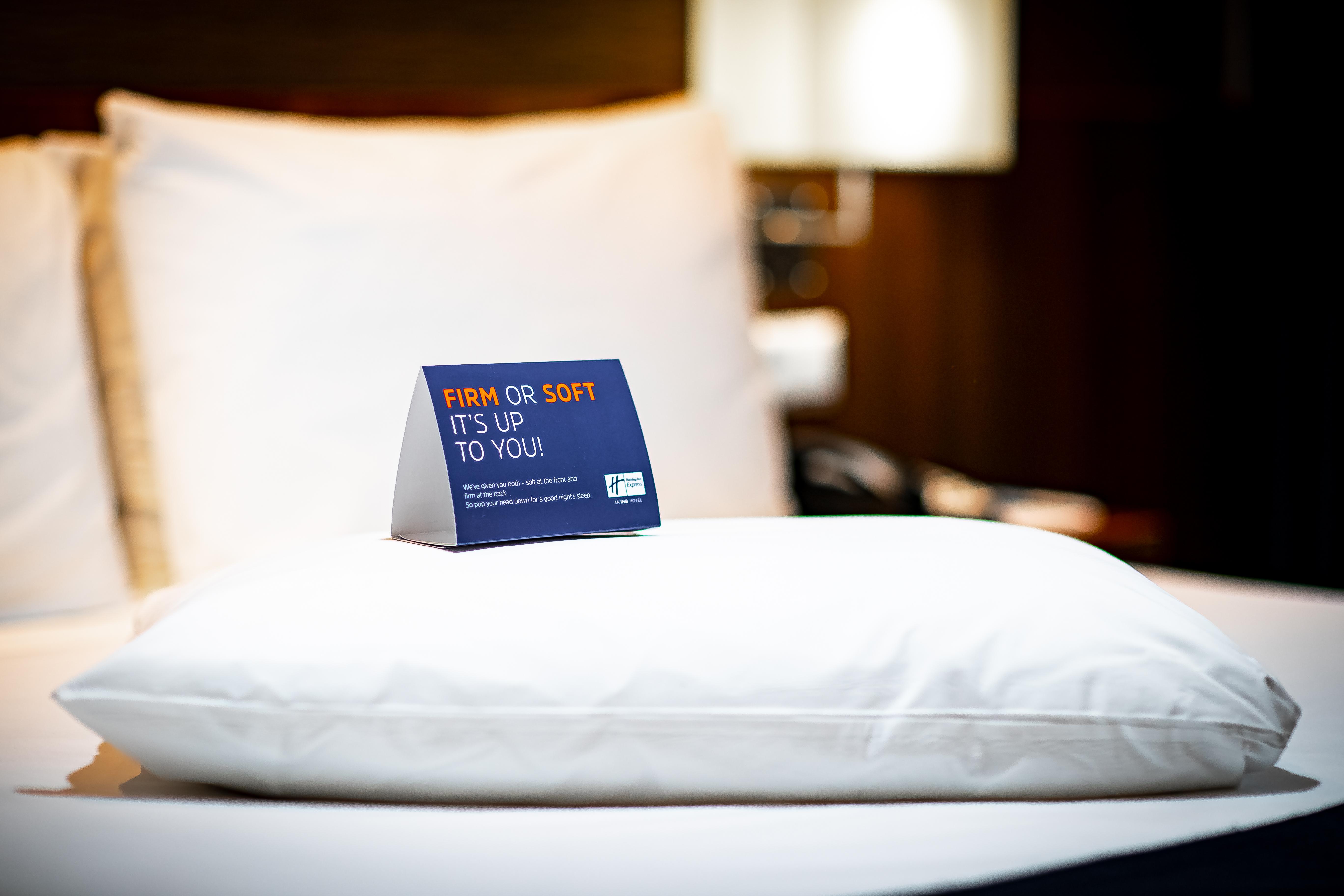 Holiday Inn Express Rotterdam - Central Station By Ihg Exterior foto