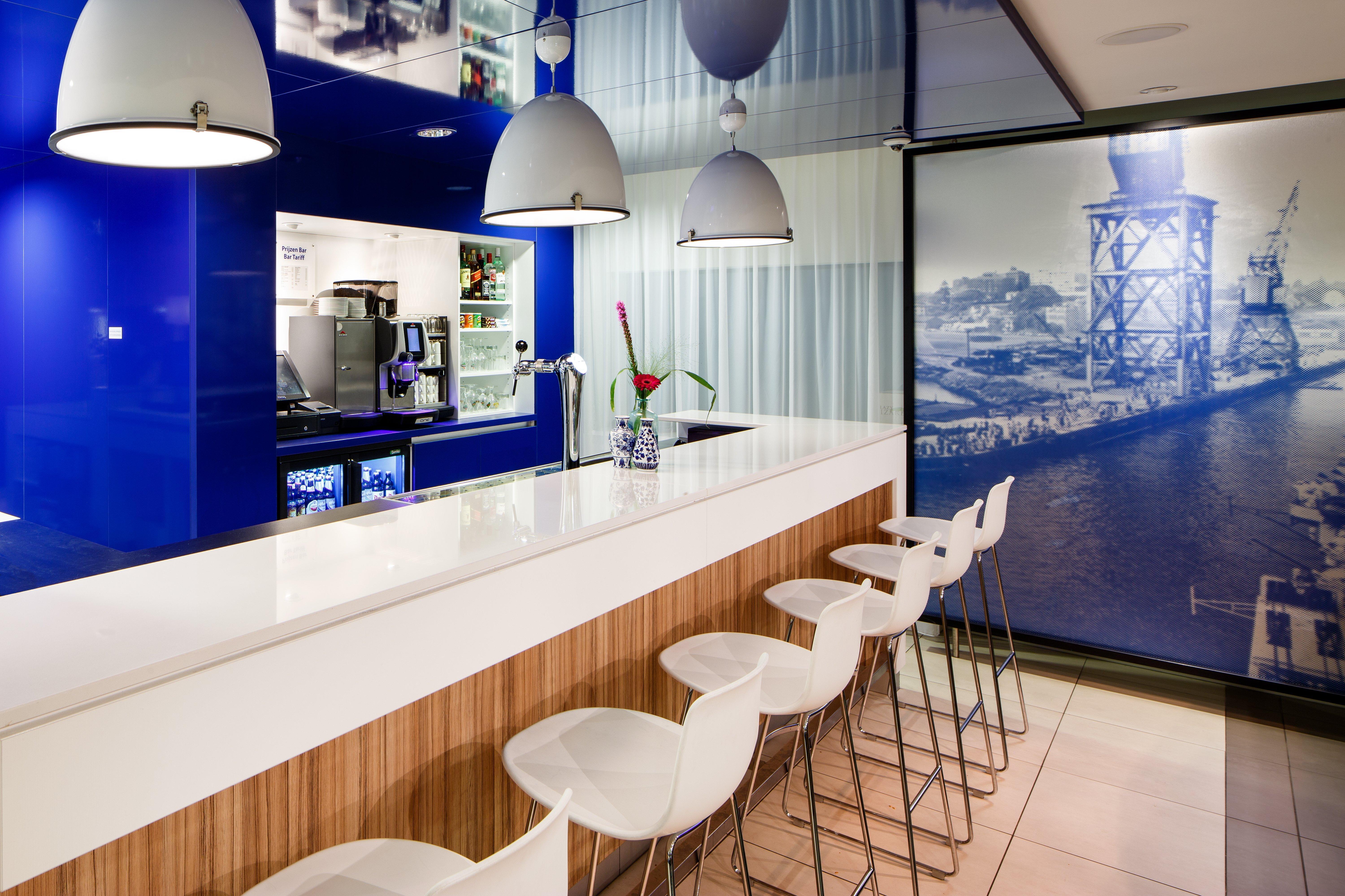 Holiday Inn Express Rotterdam - Central Station By Ihg Exterior foto