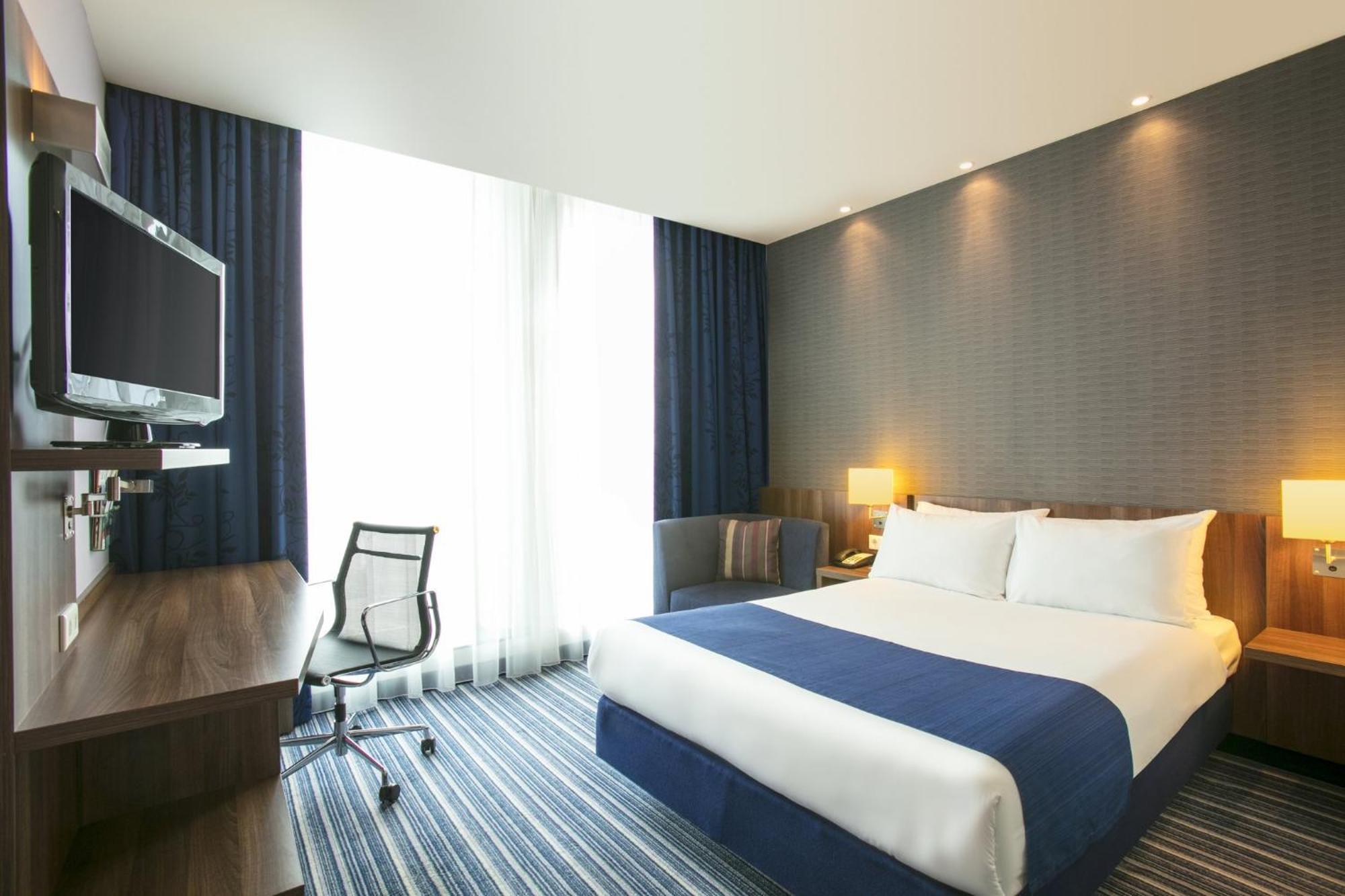 Holiday Inn Express Rotterdam - Central Station By Ihg Exterior foto