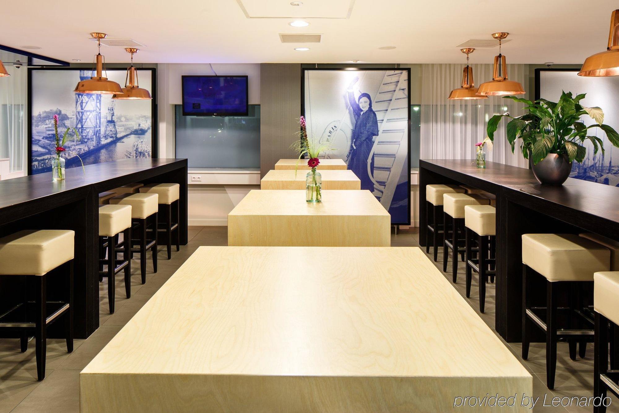 Holiday Inn Express Rotterdam - Central Station By Ihg Exterior foto