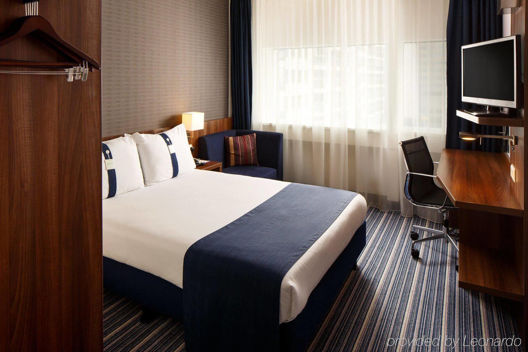 Holiday Inn Express Rotterdam - Central Station By Ihg Exterior foto