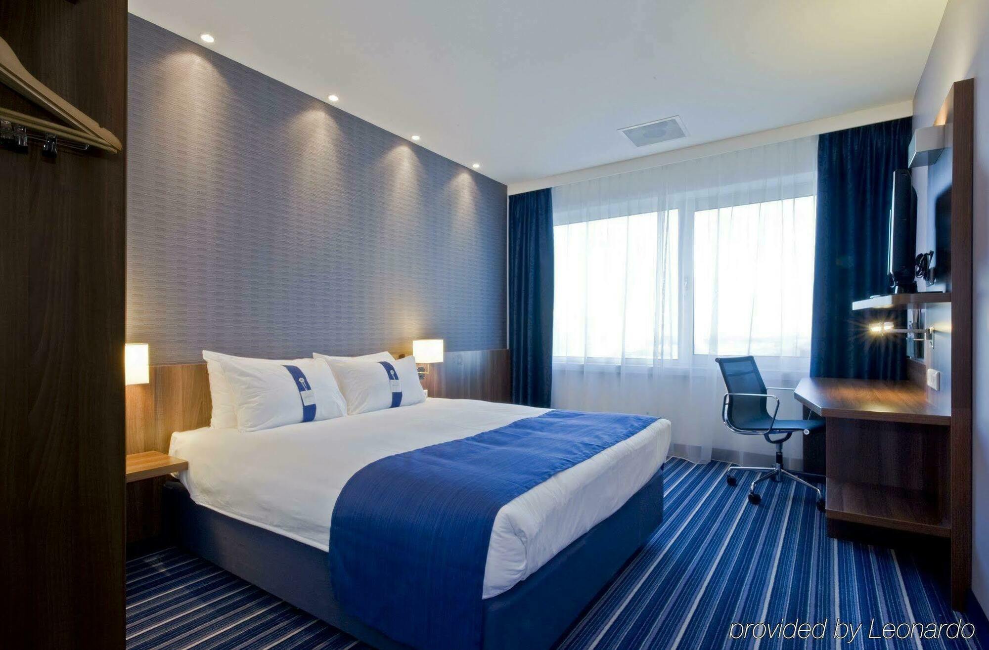 Holiday Inn Express Rotterdam - Central Station By Ihg Exterior foto